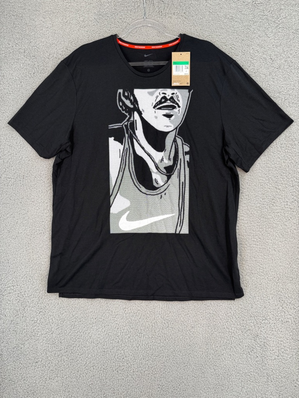 Nike Running Dri-Fit Men’s XL short sleeve vented t-shirt Black Graphic Logo